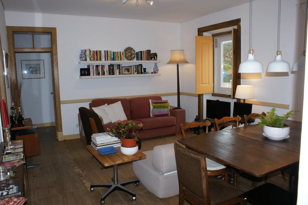 Castro Beach House Apartment ซินตรา ภายนอก รูปภาพ